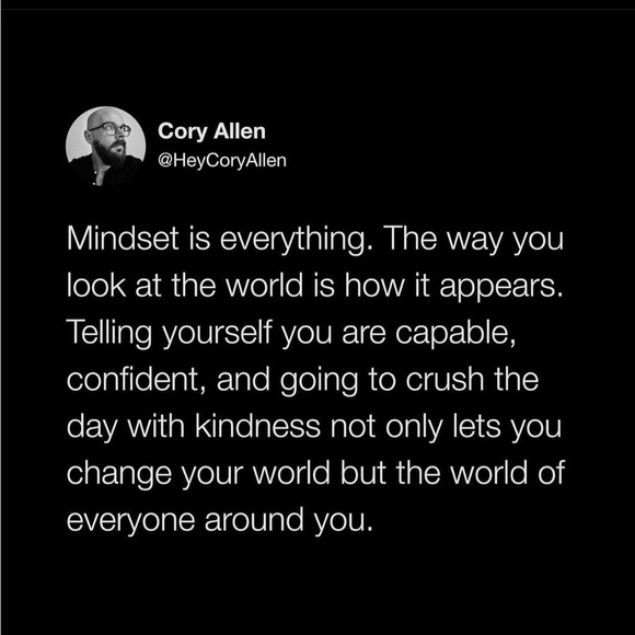 Meet your Posher, Elle Em (long for LM, short for LisaMarie). - Picture 5 of 7